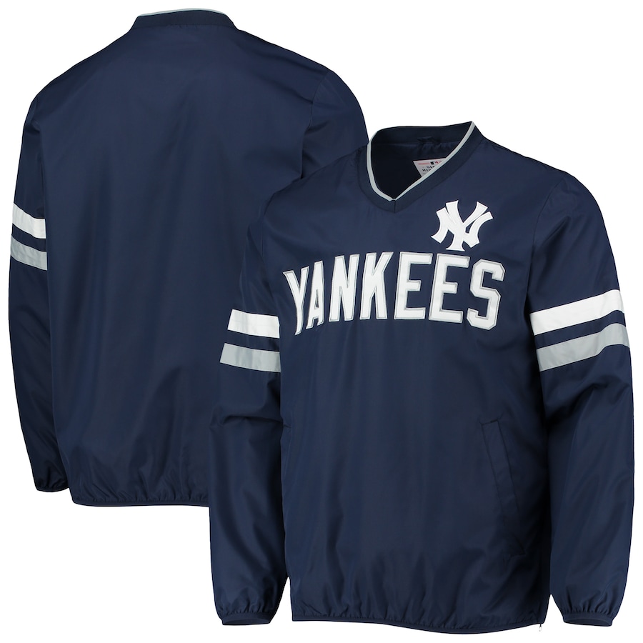 Men's New York Yankees G-III Sports by Carl Banks Navy Clutch Hitter Pullover V-Neck Sweatshirt Men's New York Yankees G-III Sports by Carl Banks Navy Clutch Hitter Pullover V-Neck Sweatshirt