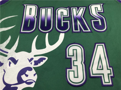Ray Allen 34 Milwaukee Bucks 1996-97 Green Jersey Ray Allen 34 Milwaukee Bucks 1996-97 Green Jersey