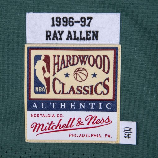 Jersey Milwaukee Bucks Alternate 1996-97 Ray Allen Jersey Milwaukee Bucks Alternate 1996-97 Ray Allen