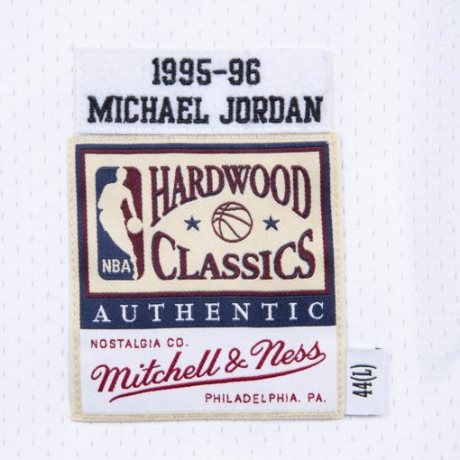 Michael Jordan Chicago Bulls 1995-96 Jersey Michael Jordan Chicago Bulls 1995-96 Jersey