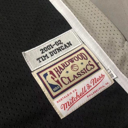 Tim Duncan 21 San Antonio Spurs 2001-02 Black Jersey Tim Duncan 21 San Antonio Spurs 2001-02 Black Jersey