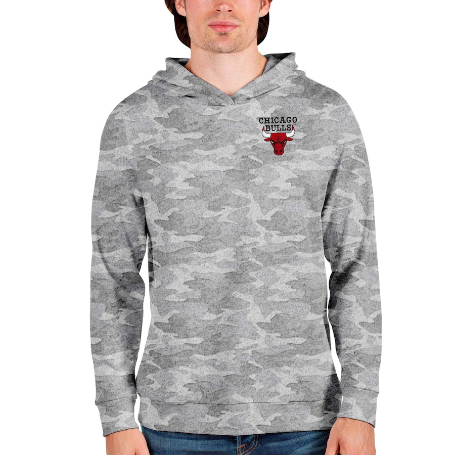 Men's Chicago Bulls Antigua Camo Absolute Pullover Hoodie Men's Chicago Bulls Antigua Camo Absolute Pullover Hoodie
