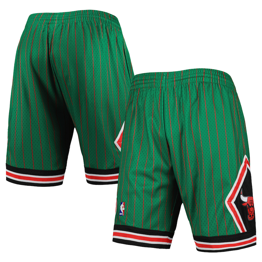 Men's Chicago Bulls Mitchell & Ness Green Hardwood Classics Reload 2.0 Swingman Shorts Men's Chicago Bulls Mitchell & Ness Green Hardwood Classics Reload 2.0 Swingman Shorts