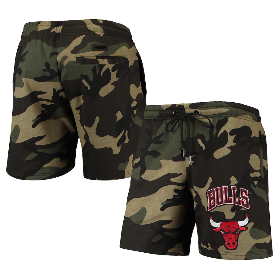 Men's Chicago Bulls Pro Standard Camo Team Shorts Men's Chicago Bulls Pro Standard Camo Team Shorts