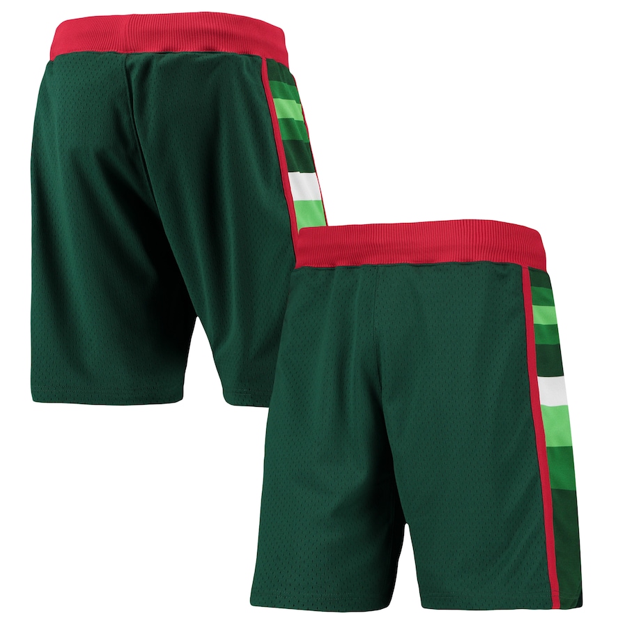 Men's Milwaukee Bucks Mitchell & Ness Green 1983-84 Hardwood Classics Authentic Shorts