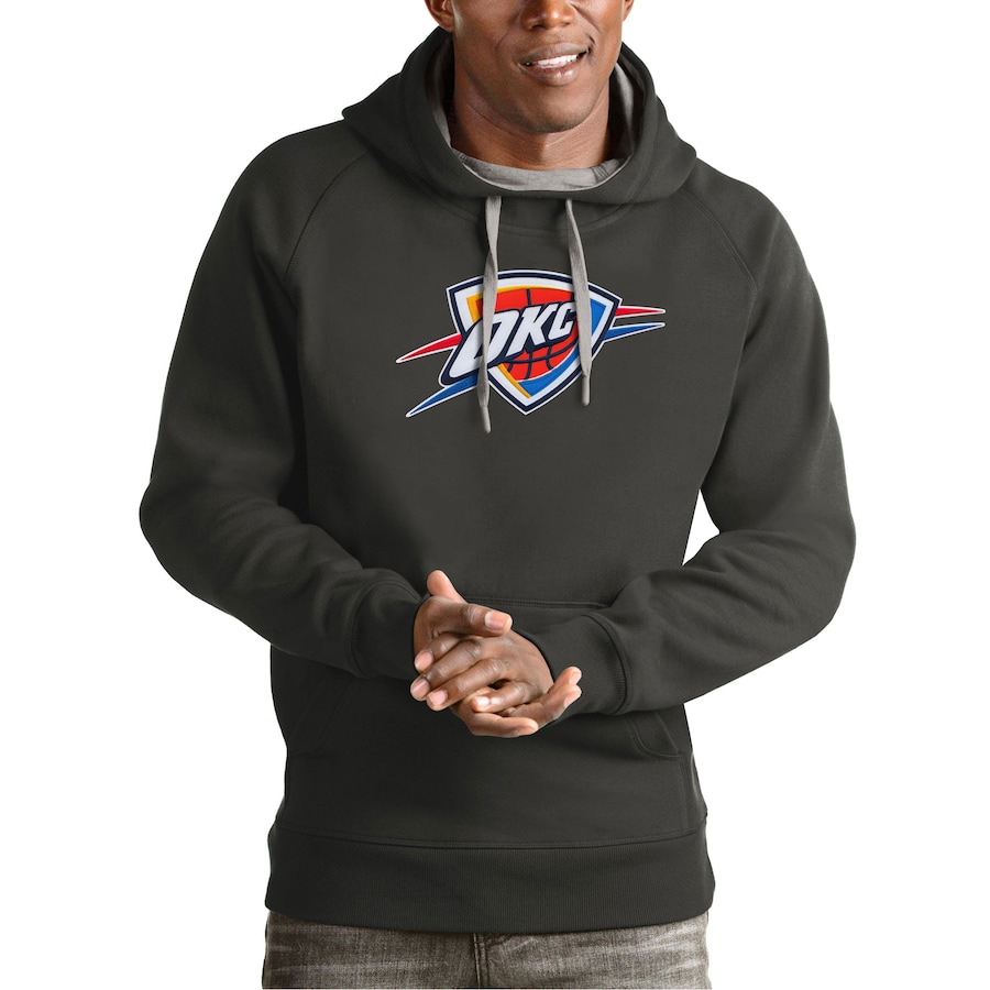 Men's Oklahoma City Thunder Antigua Charcoal Team Logo Victory Pullover Hoodie