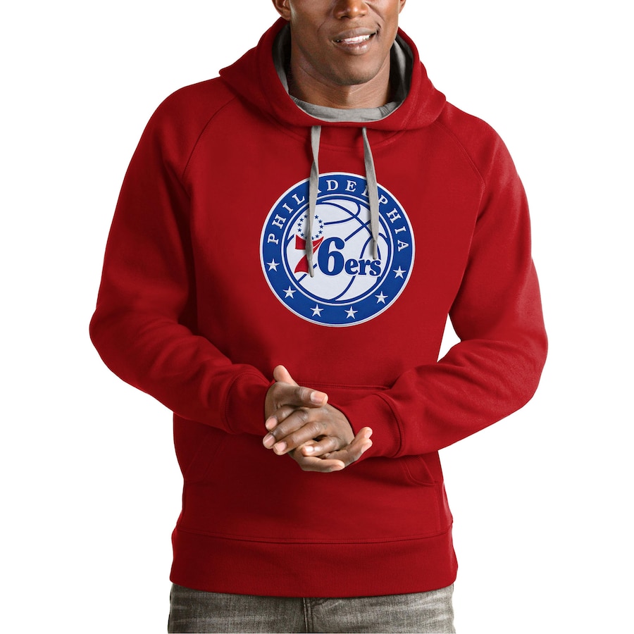 Men's Philadelphia 76ers Antigua Red Team Logo Victory Pullover Hoodie