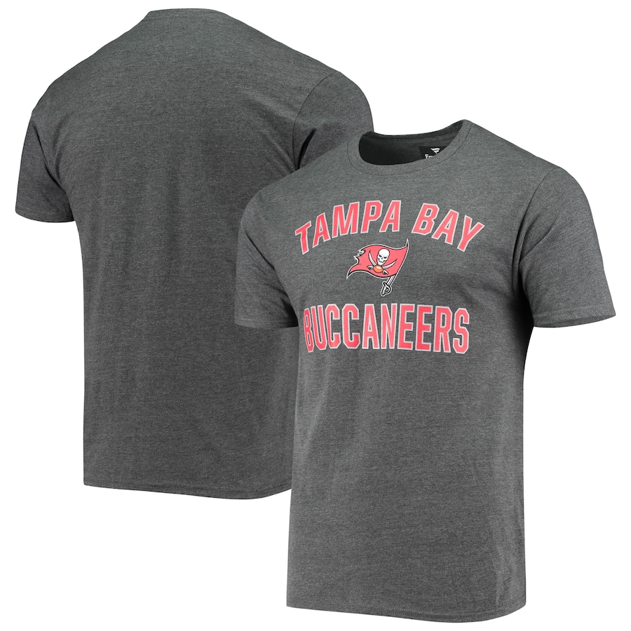 Tampa Bay Buccaneers Heathered Charcoal Victory Arch T-Shirt - Man Tampa Bay Buccaneers Heathered Charcoal Victory Arch T-Shirt - Man
